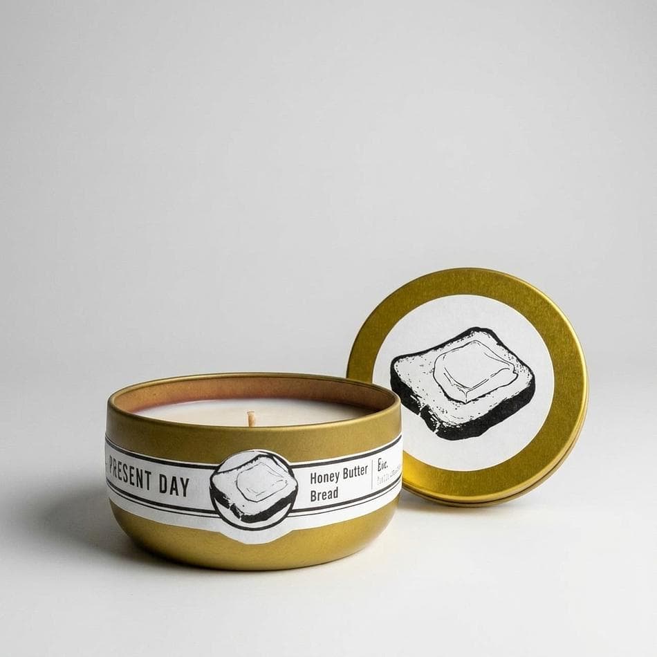 Scented Candle Tin, Coconut Wax Blend, Honey Butter Bread (Bakery Gourmand), 6 oz, 30+ Hr Burn, Reusable Travel Tin