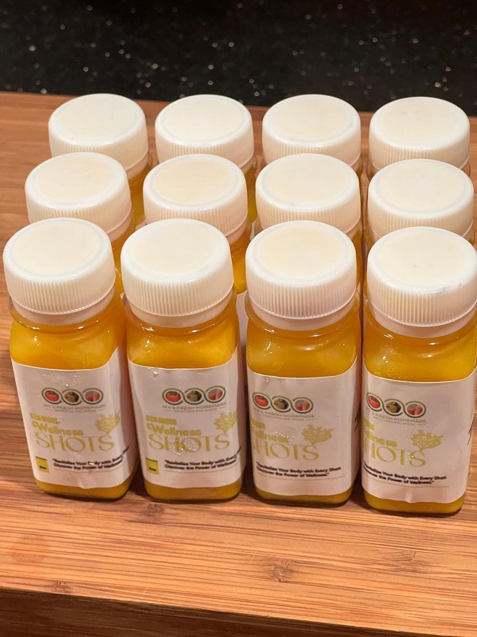 Sea Moss Wellness Shots 12 (2 Oz) Turmeric And Ginger.