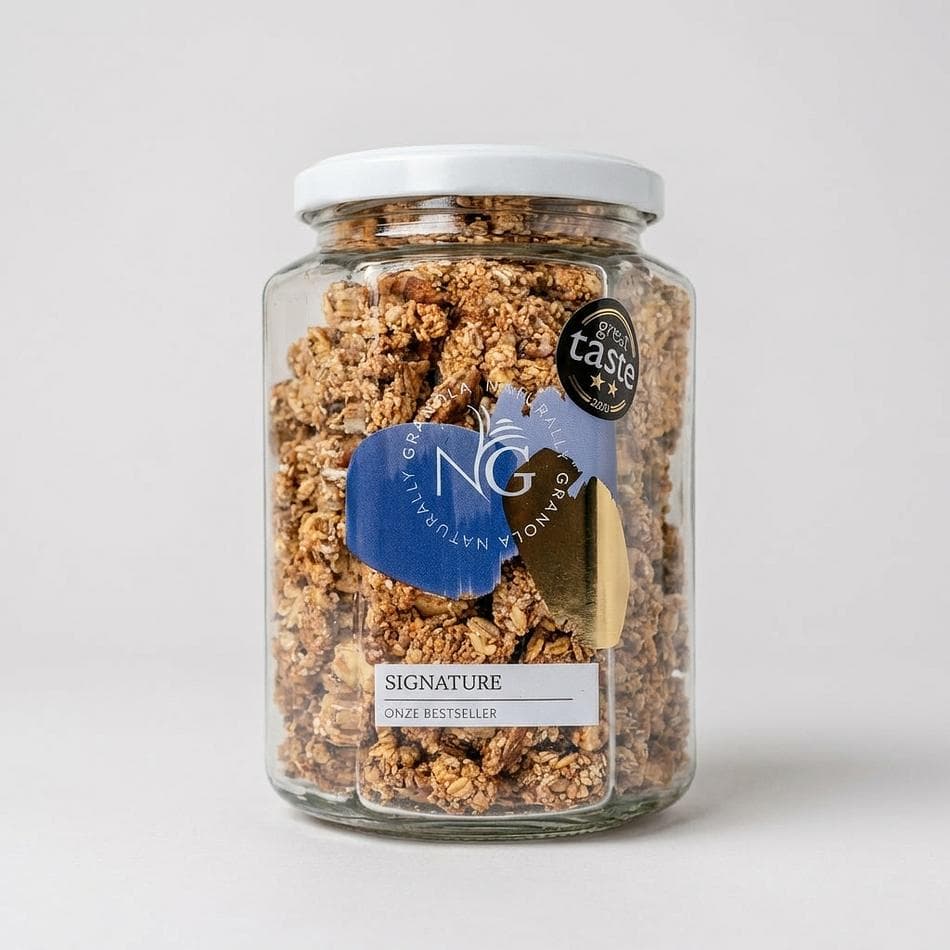 Chunky Nut Granola, Oats & Date Syrup, Pistachio + Macadamia, Great Taste Award, 300g Jar