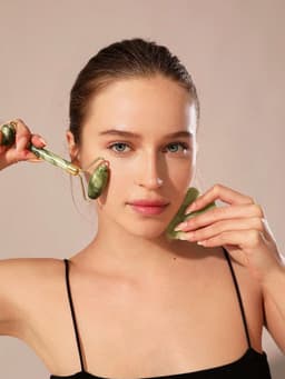 1pc Facial Roller Massager 1pc Gua Sha Board-10