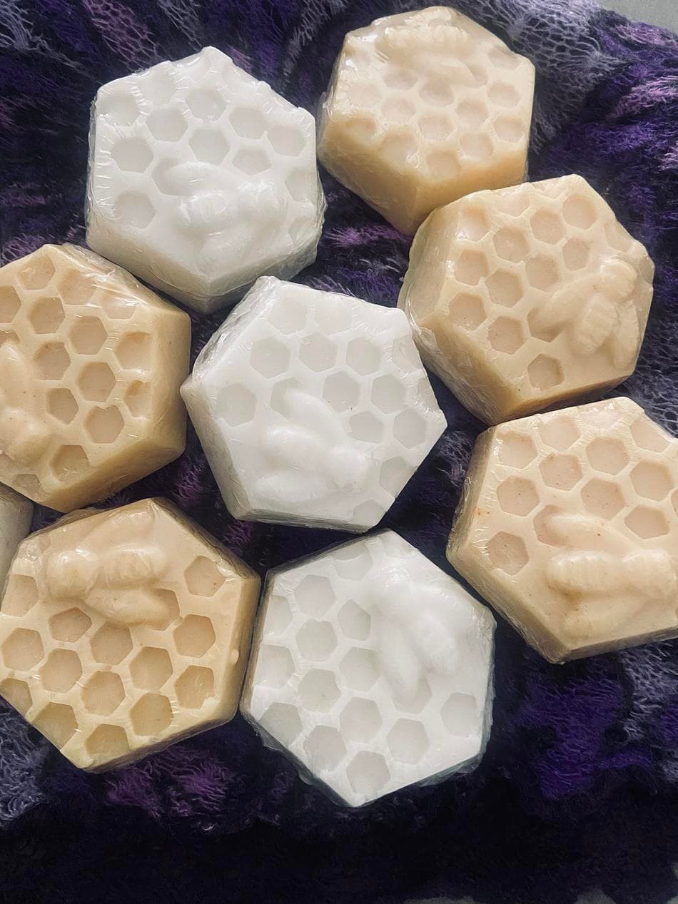 Aloe Goat Milk Soap Bars, Goat Milk, Gentle Moisturizing Cleanse, 6-Pack Bath Bar Set (Online Only)