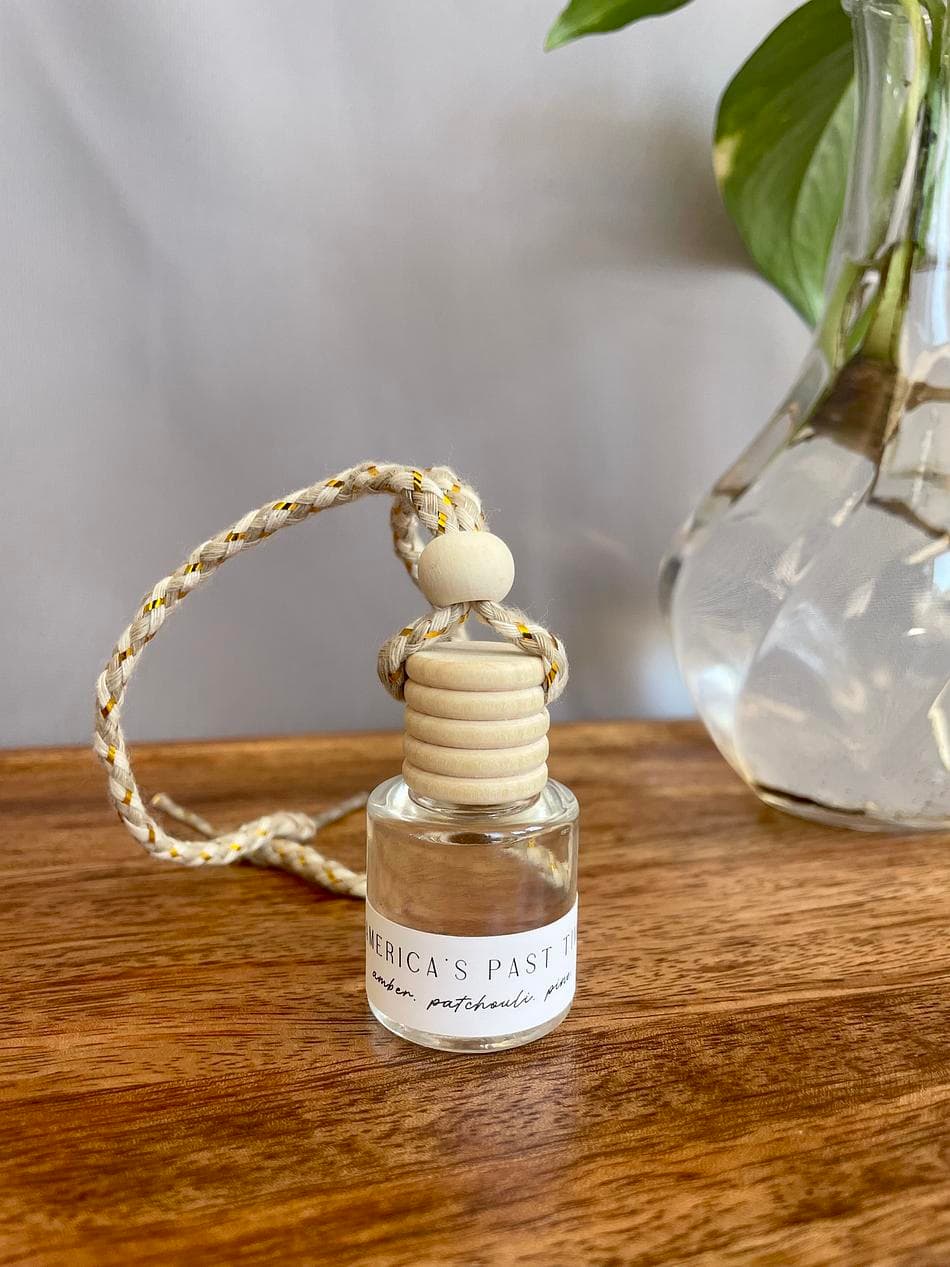 AMERICA'S PAST TIME | .25 fl oz. Mini Diffuser |  Amber. Patchouli. Pine.