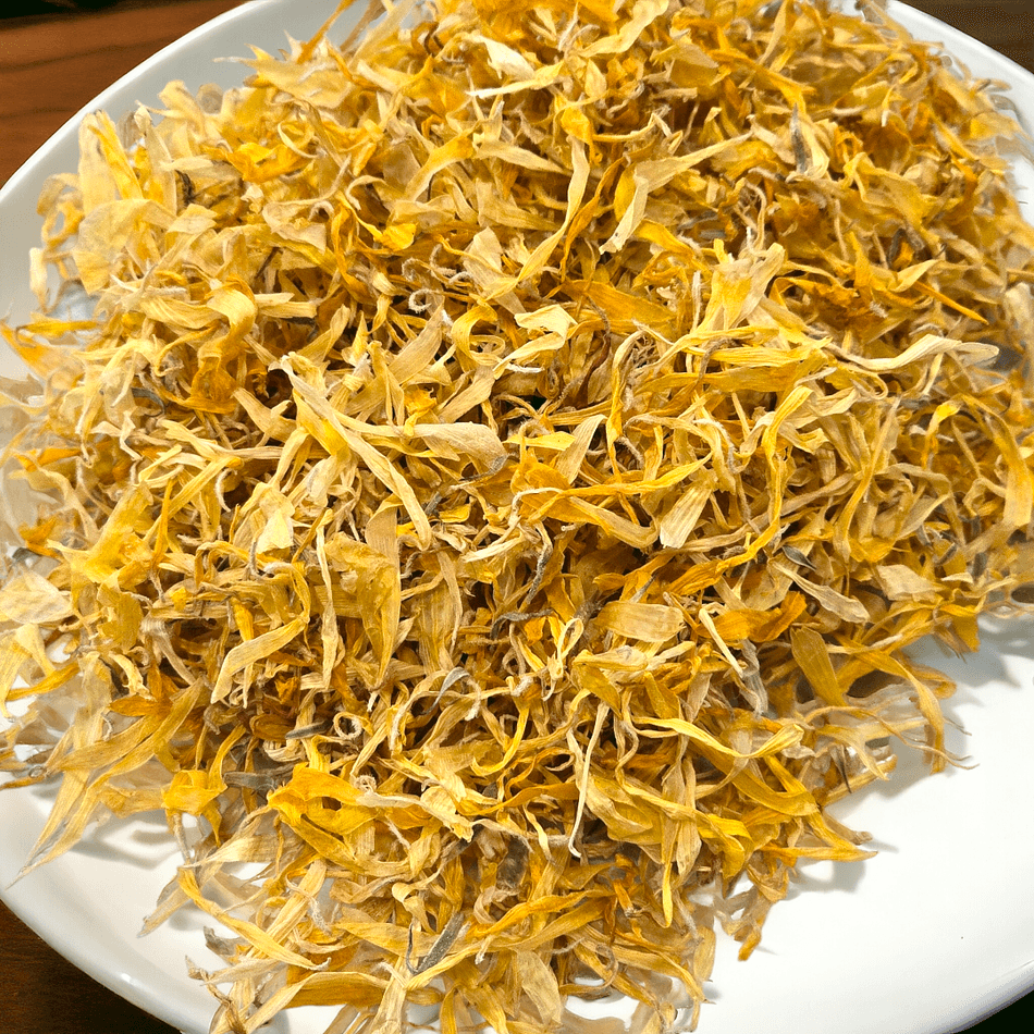 Dried Calendula Petals (Calendula officinalis), Skin-Soothing Herbal Flower, for Tea & Oil Infusions, 1 oz