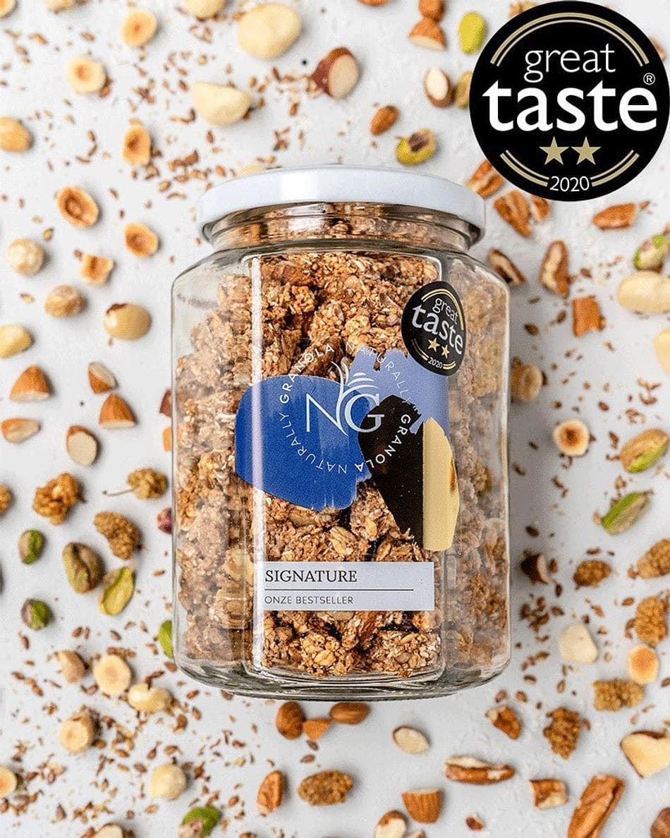 Chunky Nut Granola, Oats & Date Syrup, Pistachio + Macadamia, Great Taste Award, 300g Jar