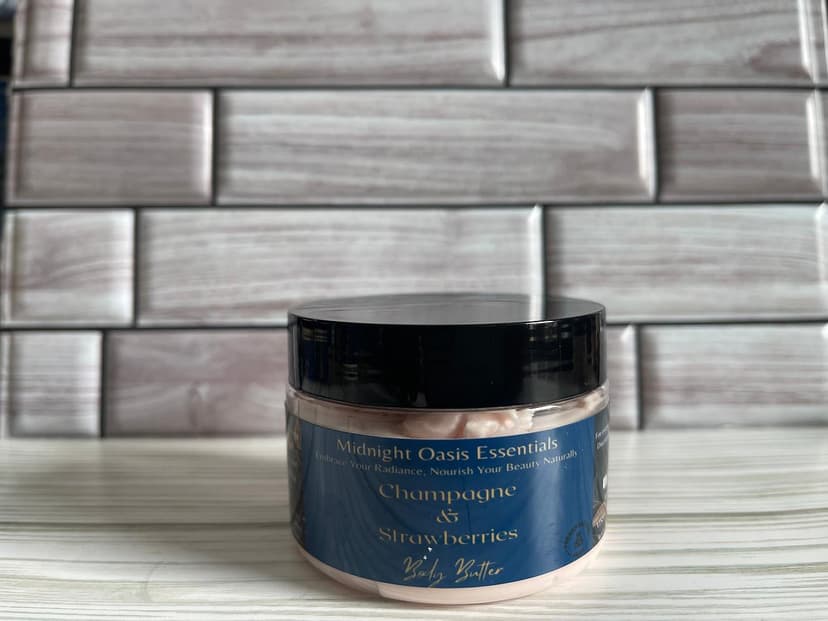 Champagne and Strawberry Body Butter - Image 2