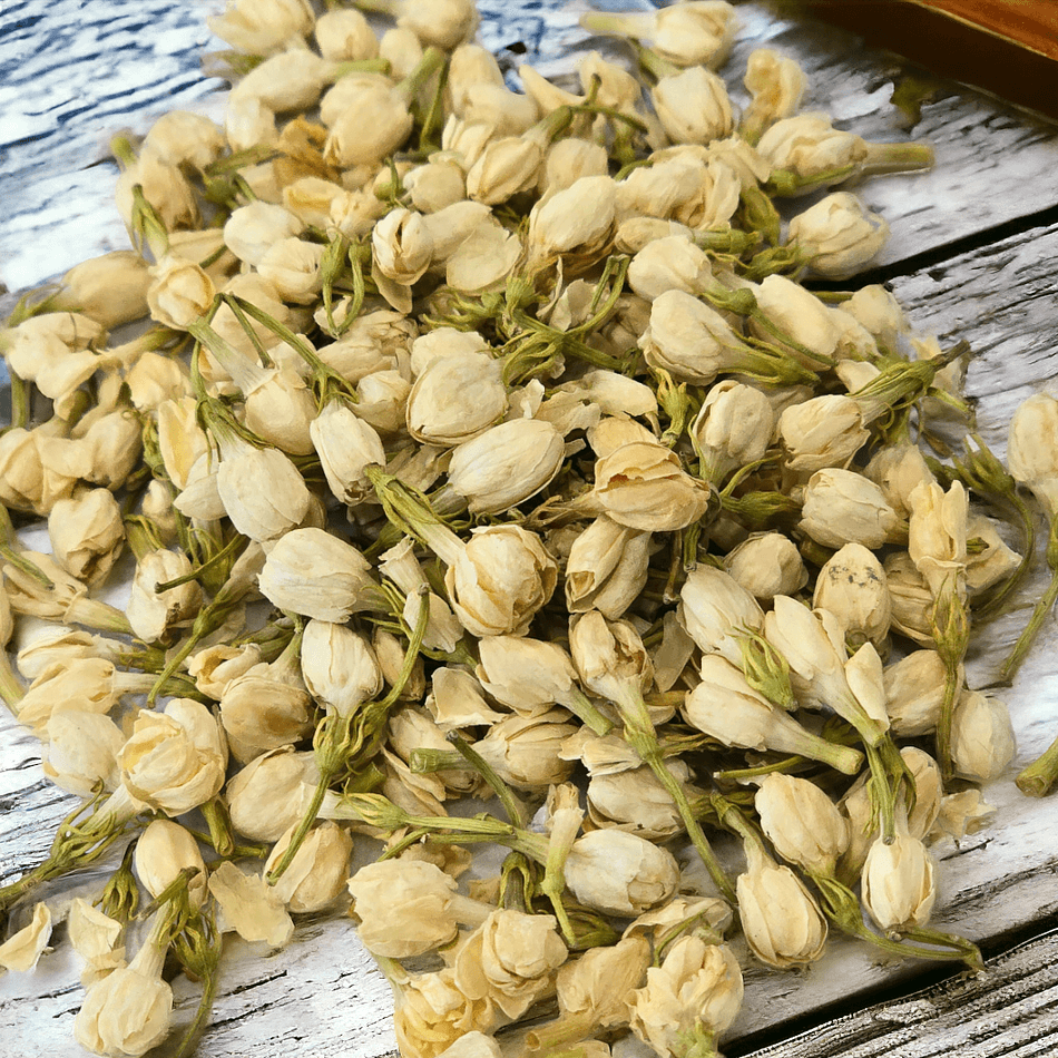 Dried Jasmine Flowers (Jasminum officinale), Floral Aroma for Tea Blends & Crafts, Whole Flower, 1 oz Bag
