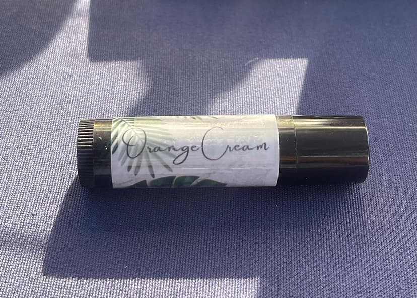 All-Natural Lip Balm – Nourishing Moisture with a Hint of Sweetness - Image 2