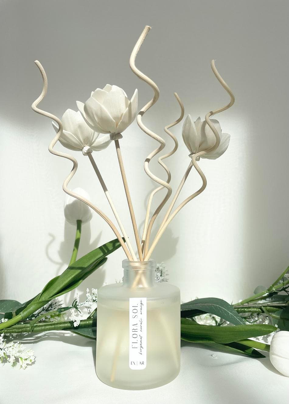 FLORA SOL | 6fl oz. Reed Diffuser | Bergamot. Neroli. Orange.