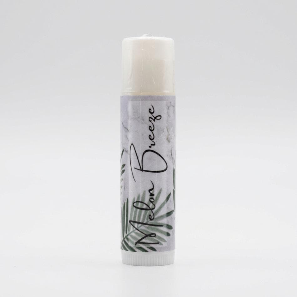 All-Natural Lip Balm – Nourishing Moisture with a Hint of Sweetness