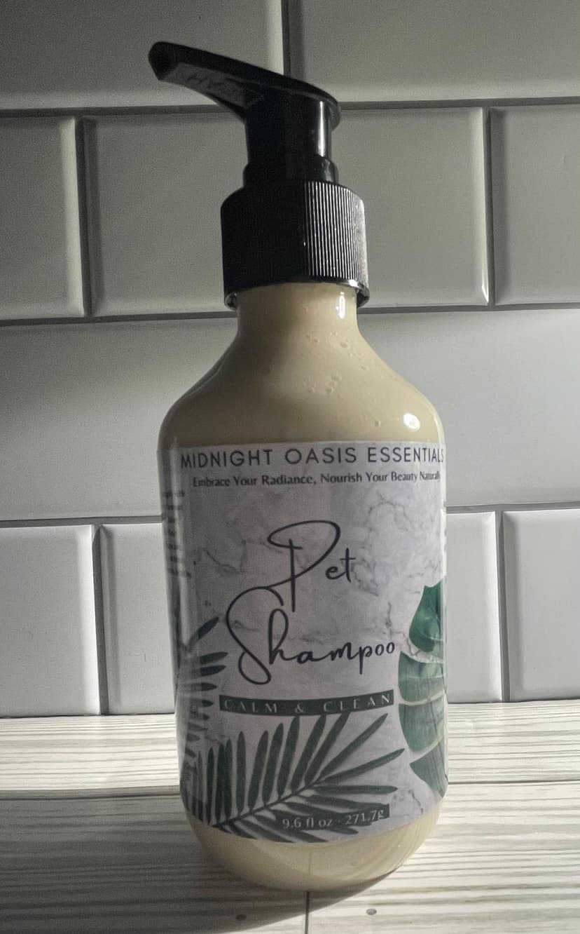 Calm & Clean Chamomile Pet Shampoo – Gentle, Soothing, and Nourishing - Image 2