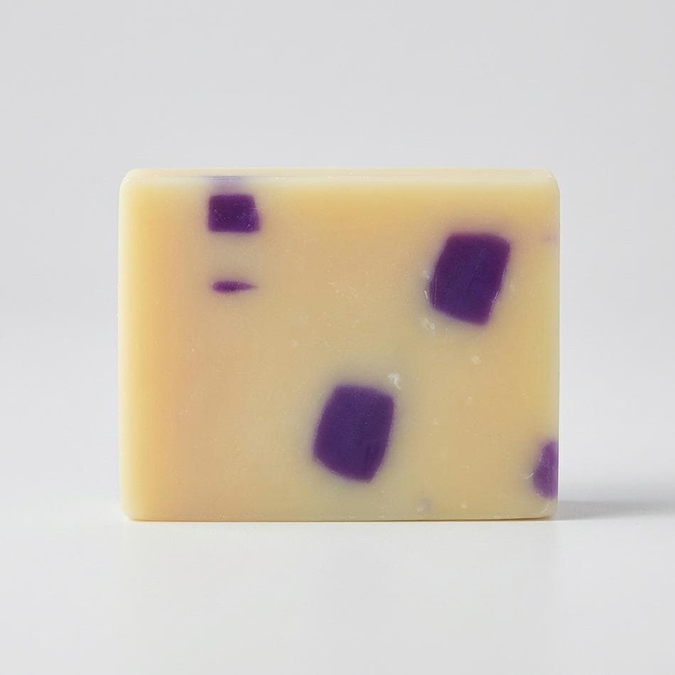 Moisturizing Bar Soap, Black Raspberry & Vanilla, Shea Butter + Olive Oil, Creamy Lather for Dry/Normal Skin, 4.8 oz