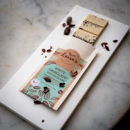 White Casholate with Cacao Nibs-2