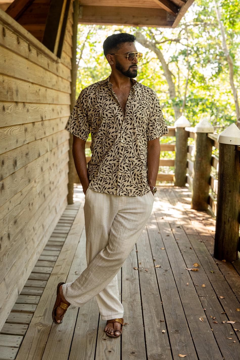 Men’s Mineral-Dyed Cotton Button-Up Shirt, Vine Print, Breathable Tailored Fit, Vanilla Orchid, Sizes S/M–L/XL