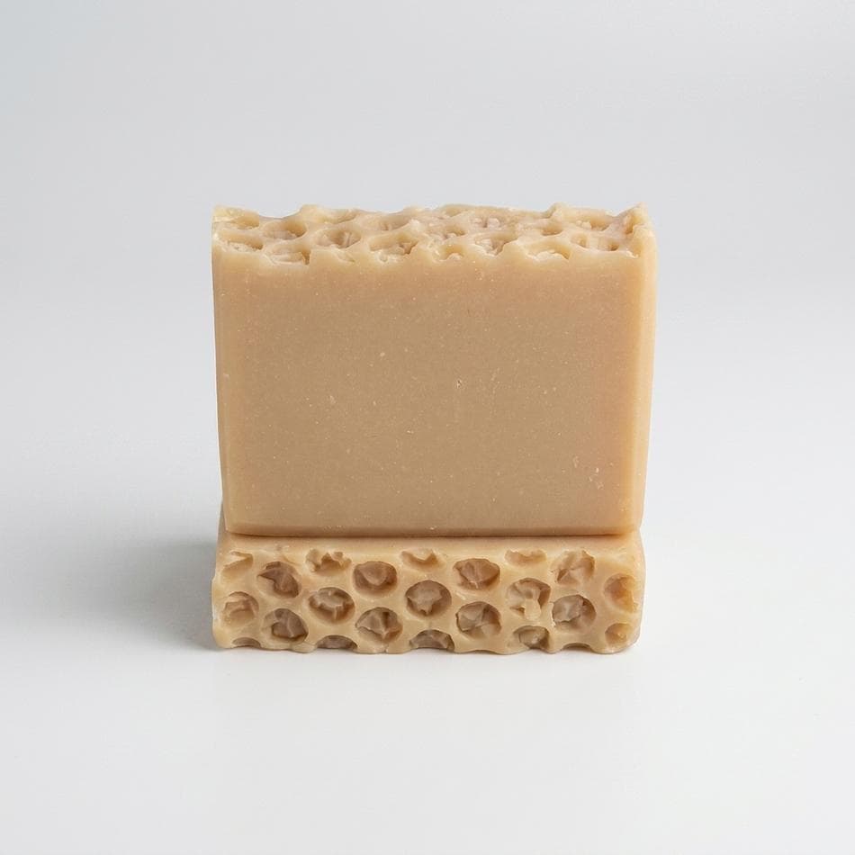 Artisan Bar Soap, Honey & Colloidal Oats, Gentle Moisturizing for Sensitive Skin, Oatmeal Milk & Honey Scent, 4.5 oz