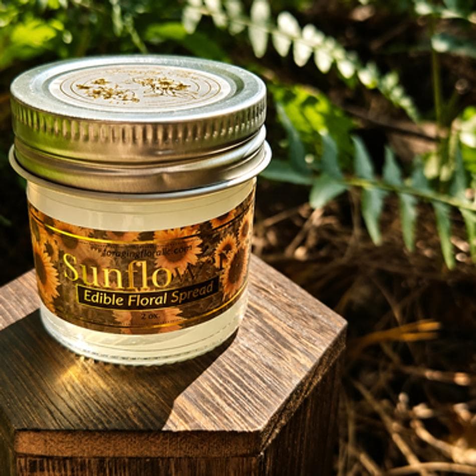 Sunflower Floral Jelly Spread, Sunflower Petals, Bright Botanical Flavor, 2 oz Glass Jar